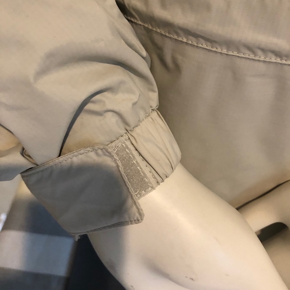 Women’s Off White Rain Coat Jacket - Picture 7 of 8